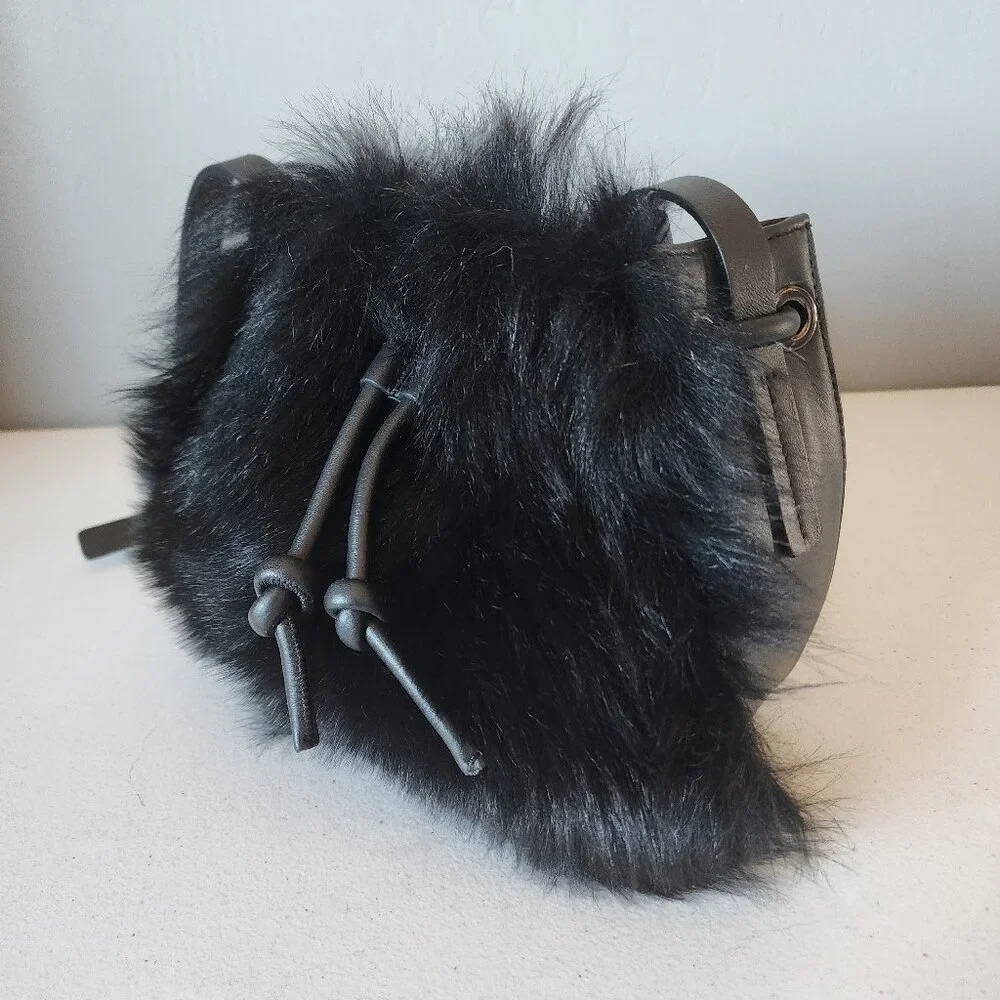 Theroy Crossbody "LIKE NEW" - Picture 11 of 16